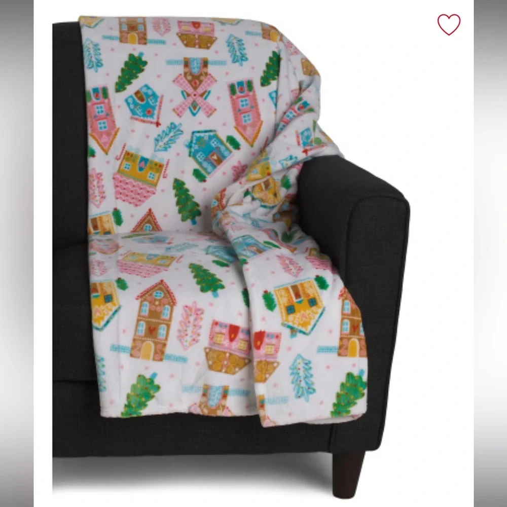 Gingerbread Lane Fleece Throw 2 Pack